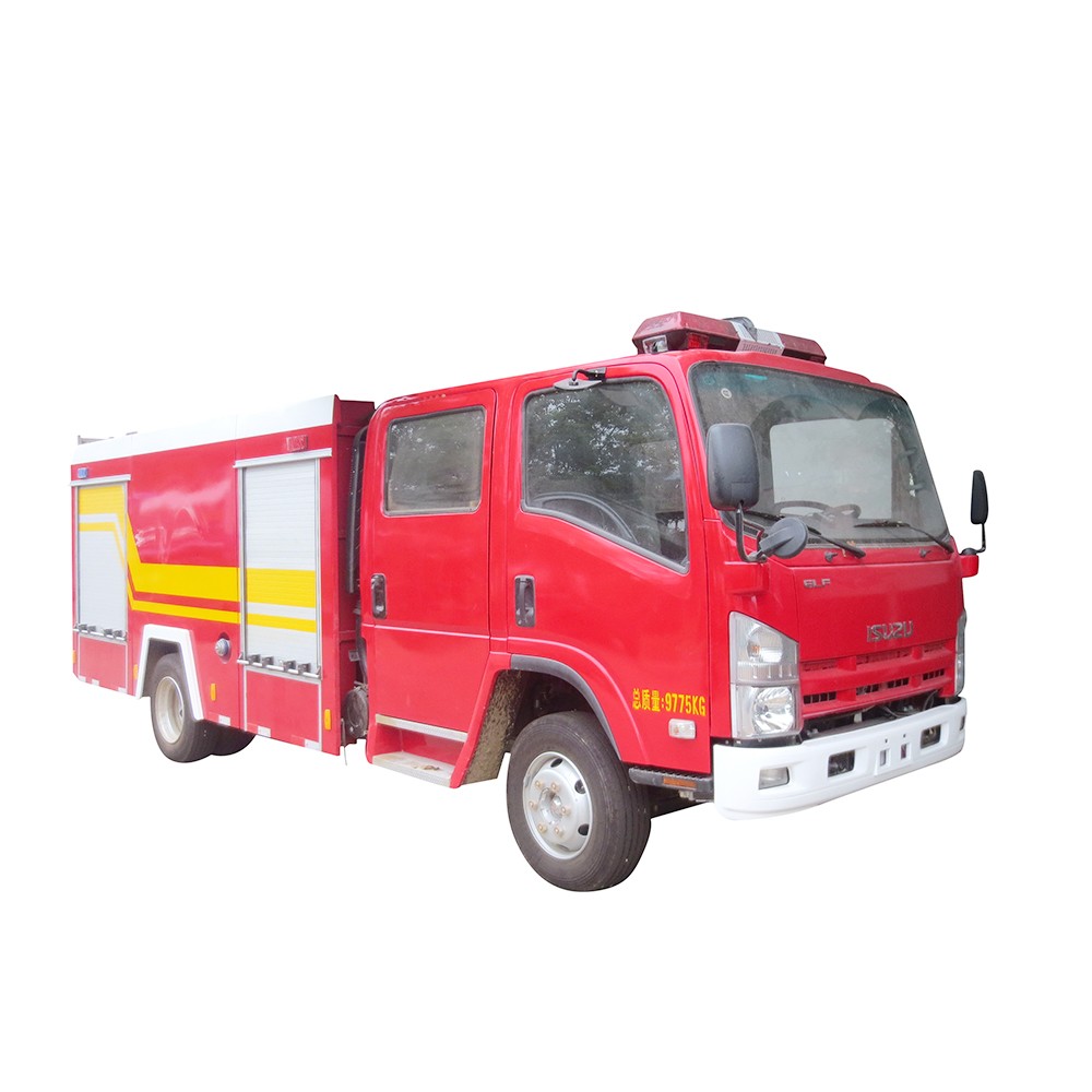 4 xe tải chở dầu M3